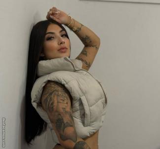 613582337: Chica busca chico en Cádiz