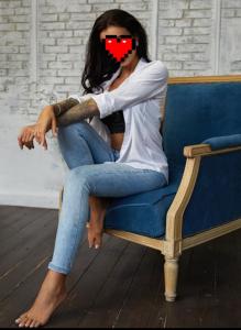 613732401: Chica busca chico en Madrid