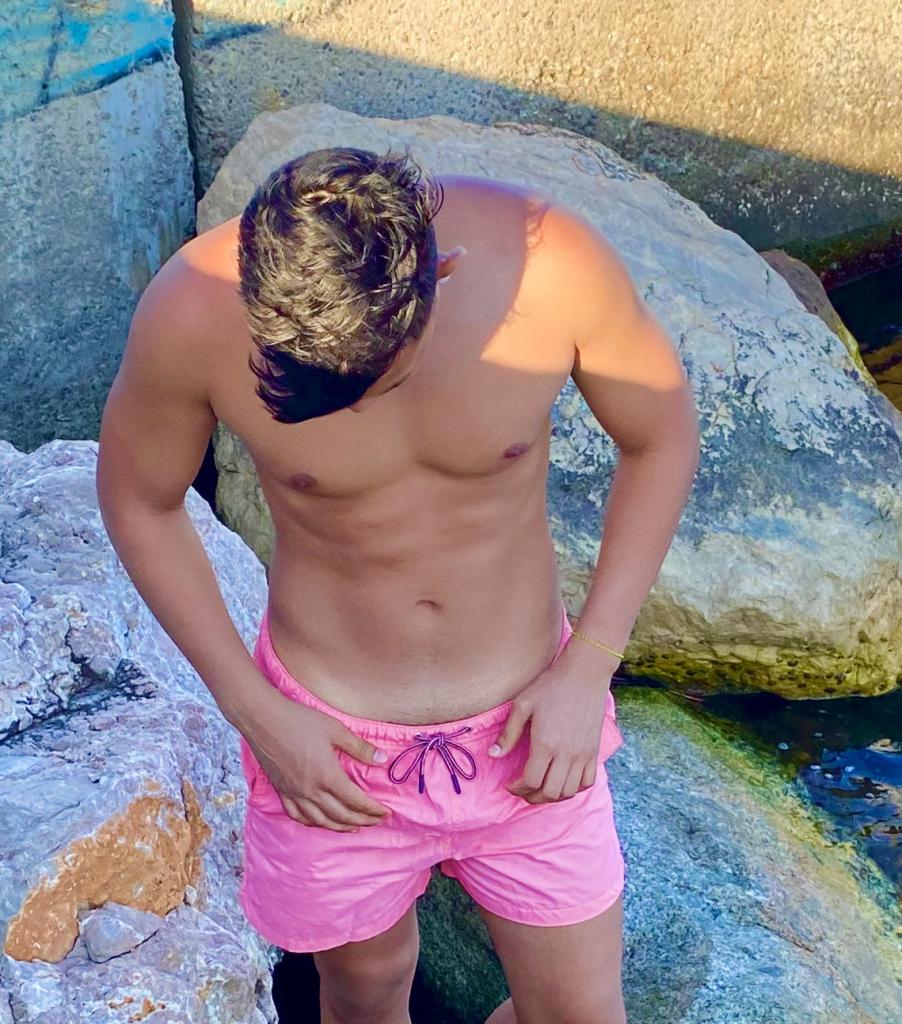 Chico busca chica en Salamanca: 