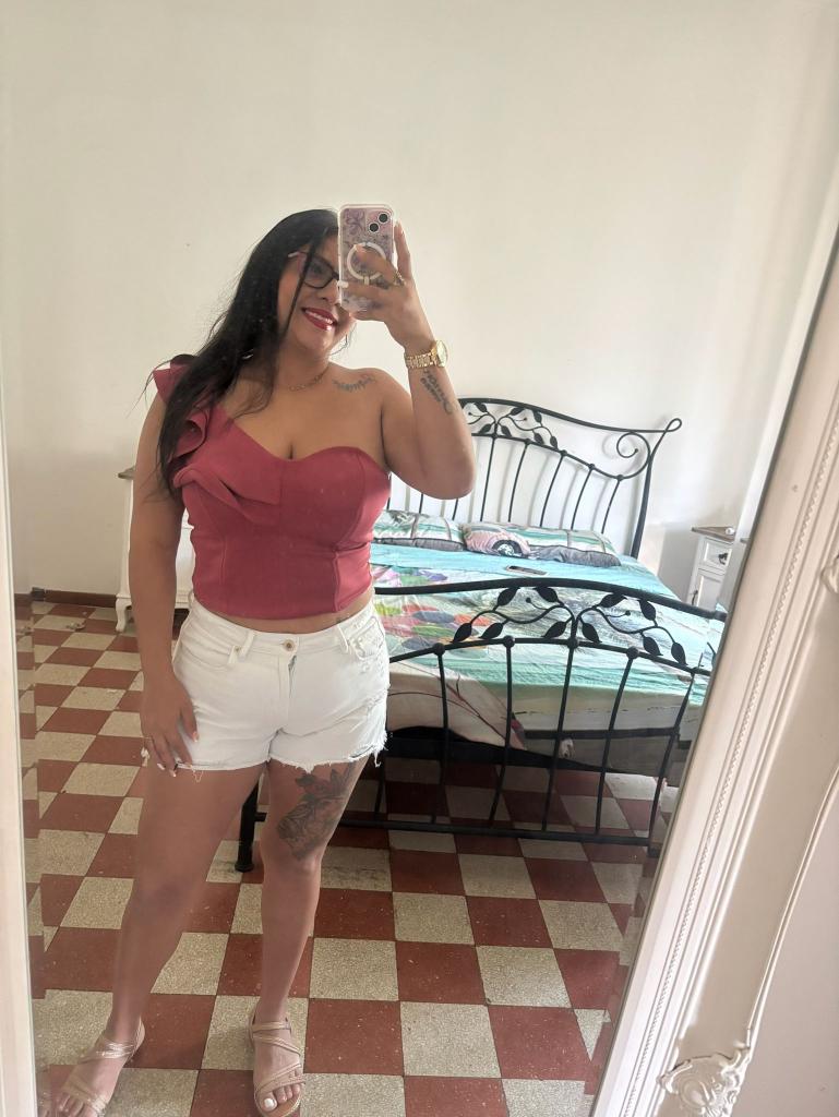 642424665: Chica busca chico en Orense