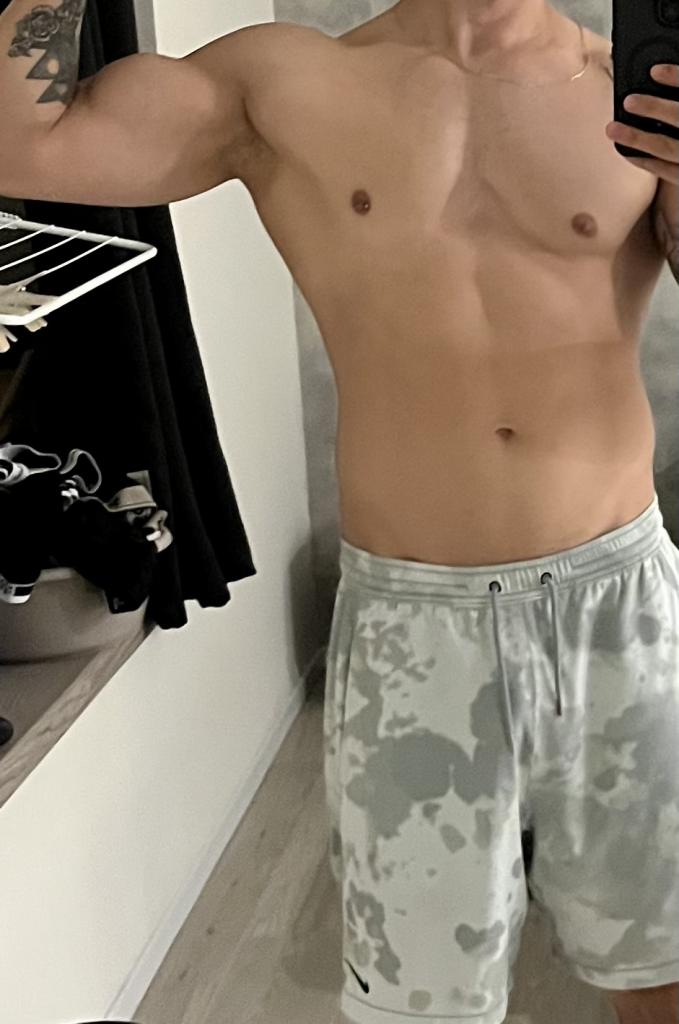 Chico busca chica en Alicante: 