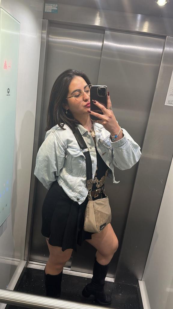 659164316: Chica busca chico en Granada