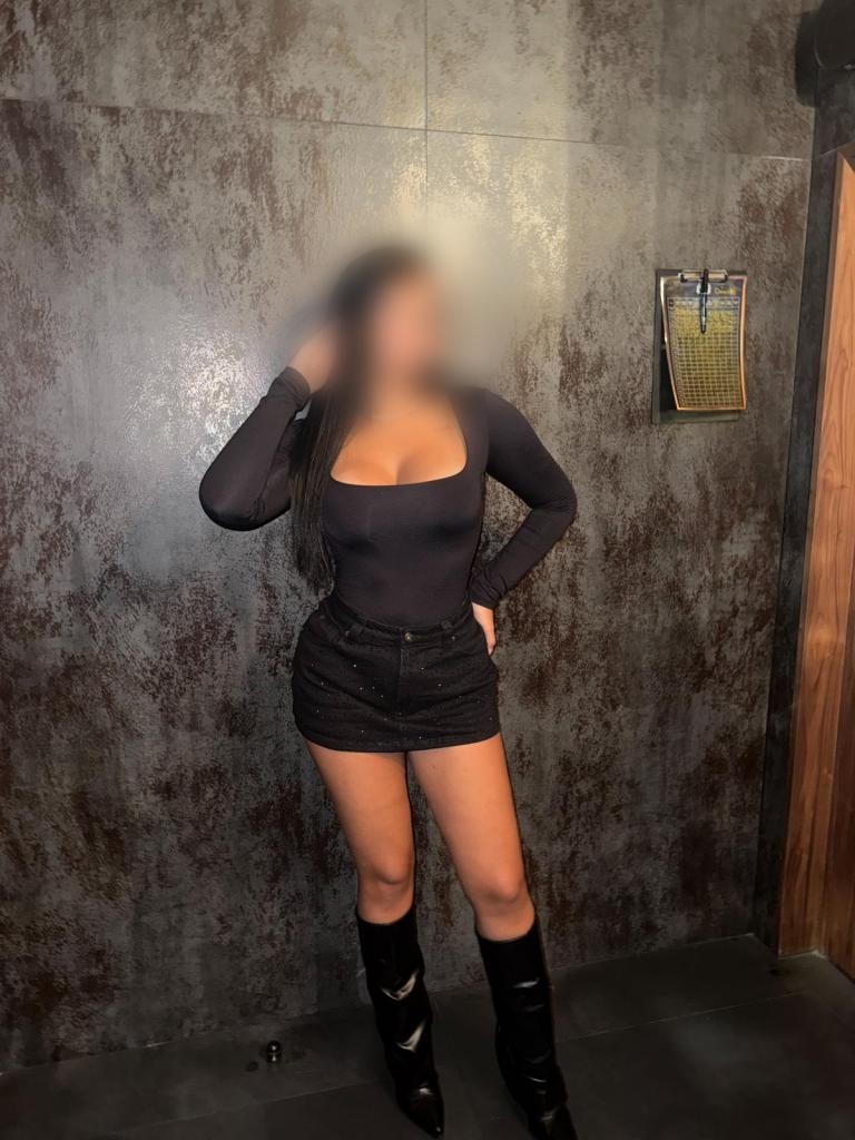 635650851: Chica busca chico en Granada