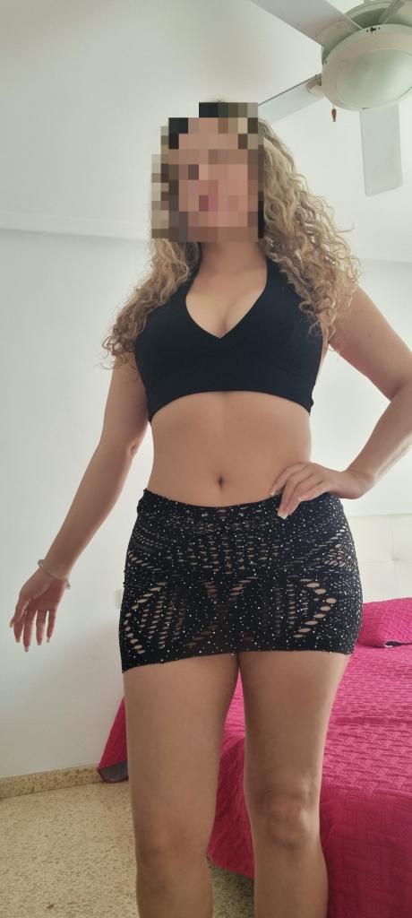 Chica busca chico en Ibiza: 