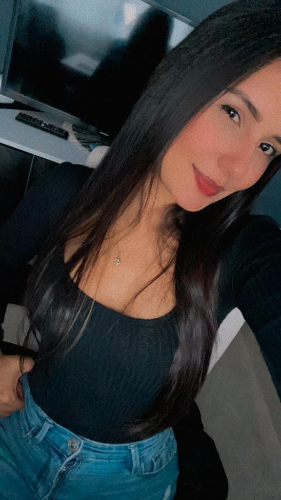 691386949: Chica busca chico en Madrid