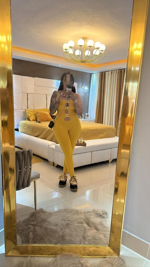 974563641: Chica busca chico en Huesca