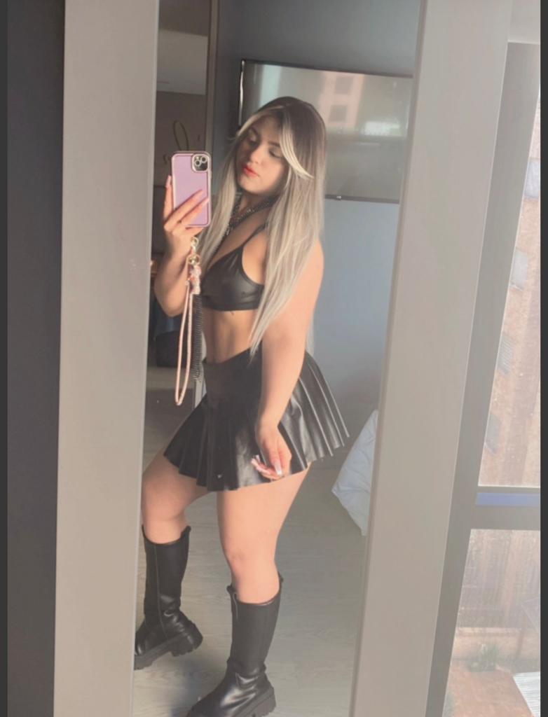 Chica busca chico en Barcelona: 