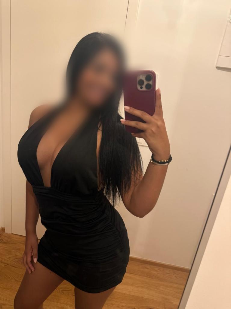 635650851: Chica busca chico en Granada