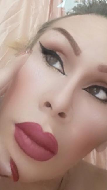 604354213: Travesti en Barcelona