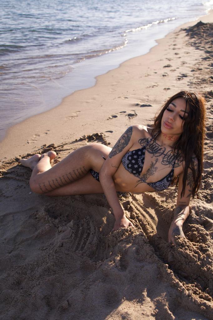 Chica busca chico en Barcelona: 