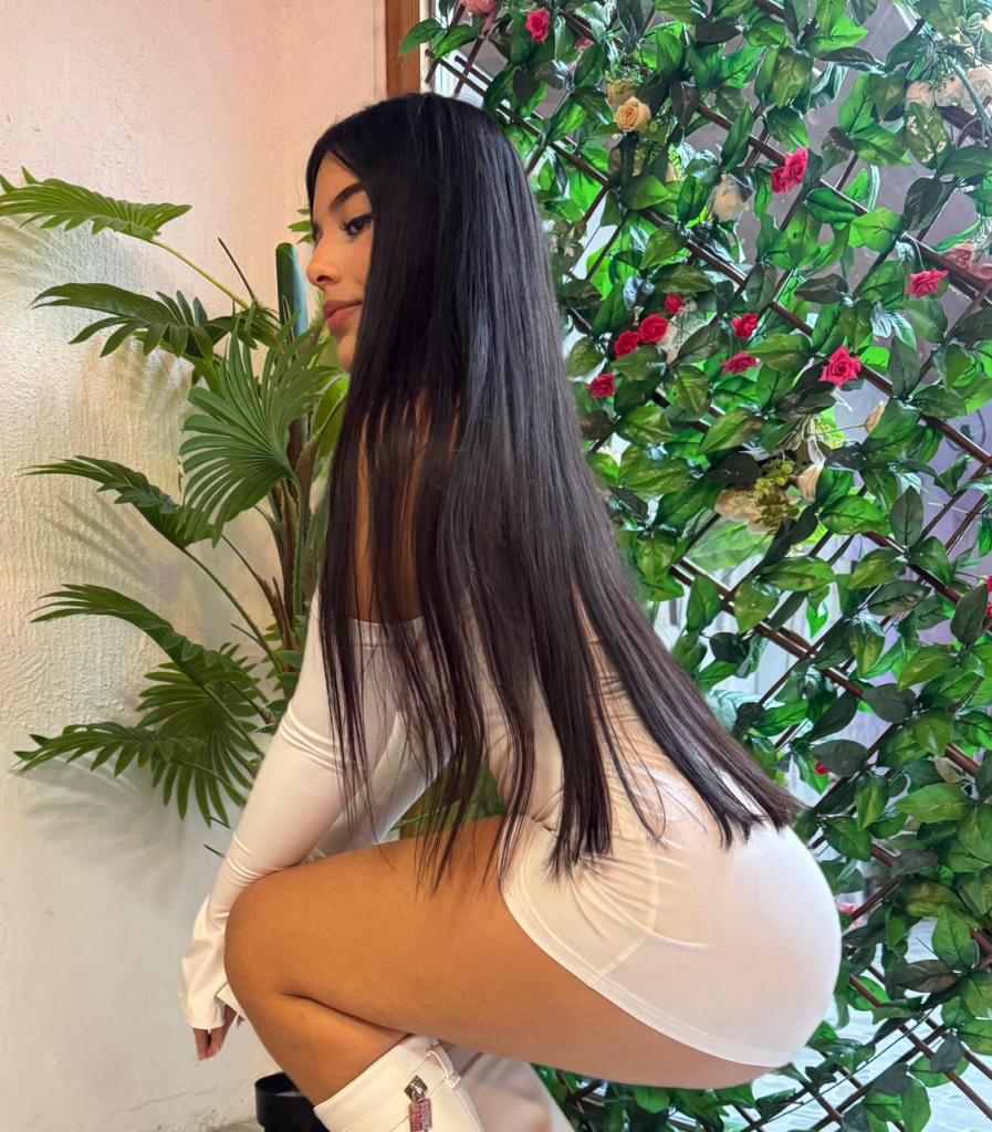 672524360: Chica busca chico en Alicante