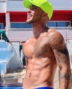 672808766: Chico busca chica en Valencia