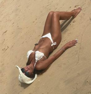 623732446: Chica busca chico en Zaragoza