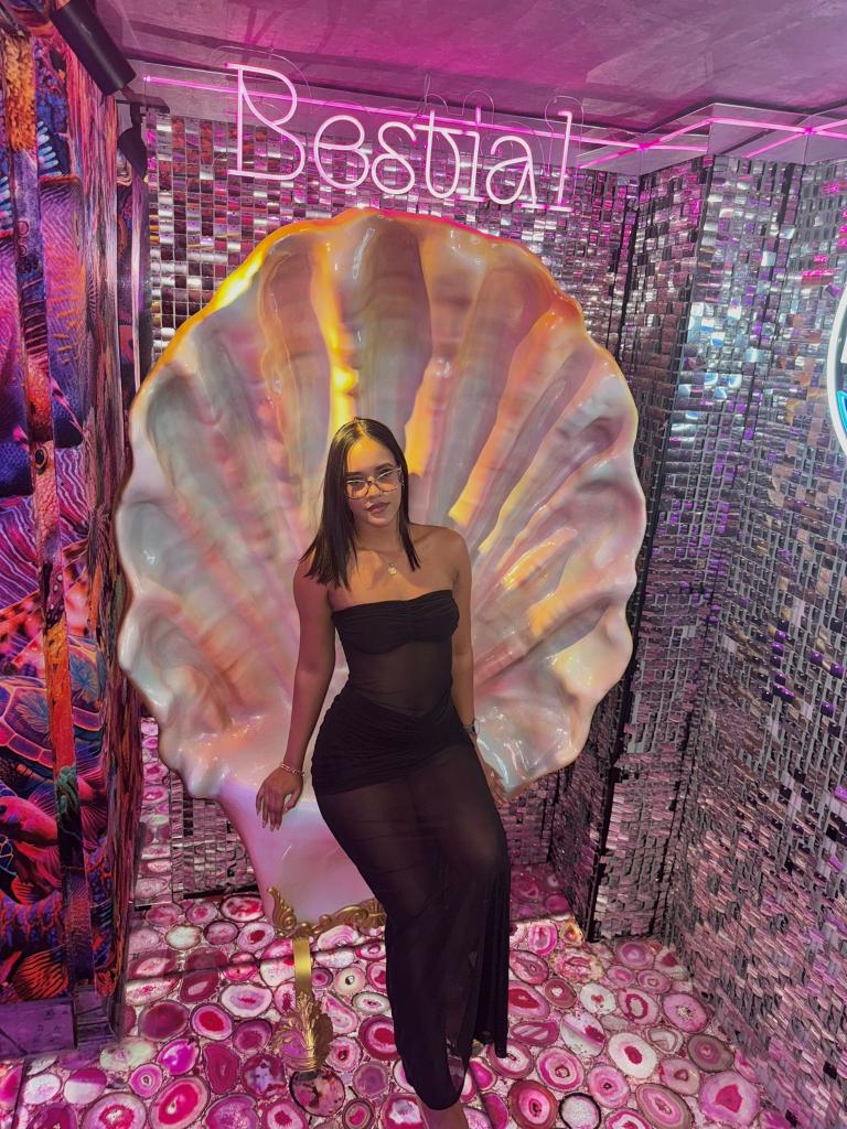 Chica busca chico en Madrid: 