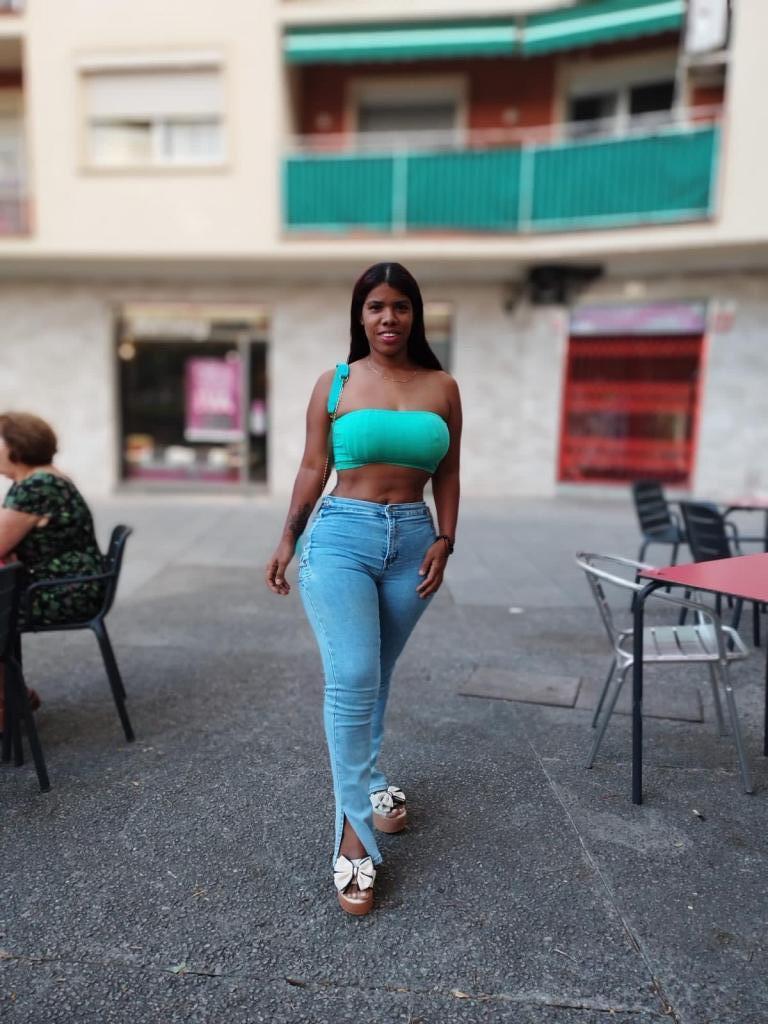 643775490: Chica busca chico en Alicante