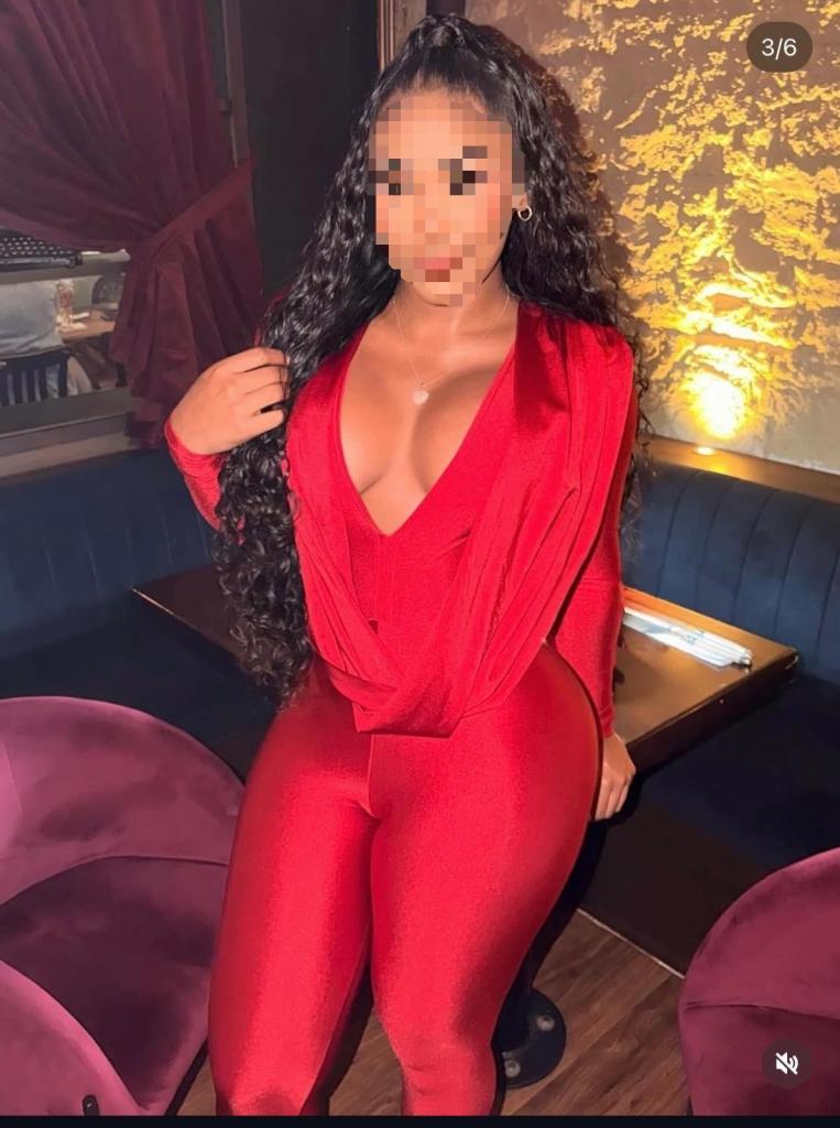 Chica busca chico en Murcia: 