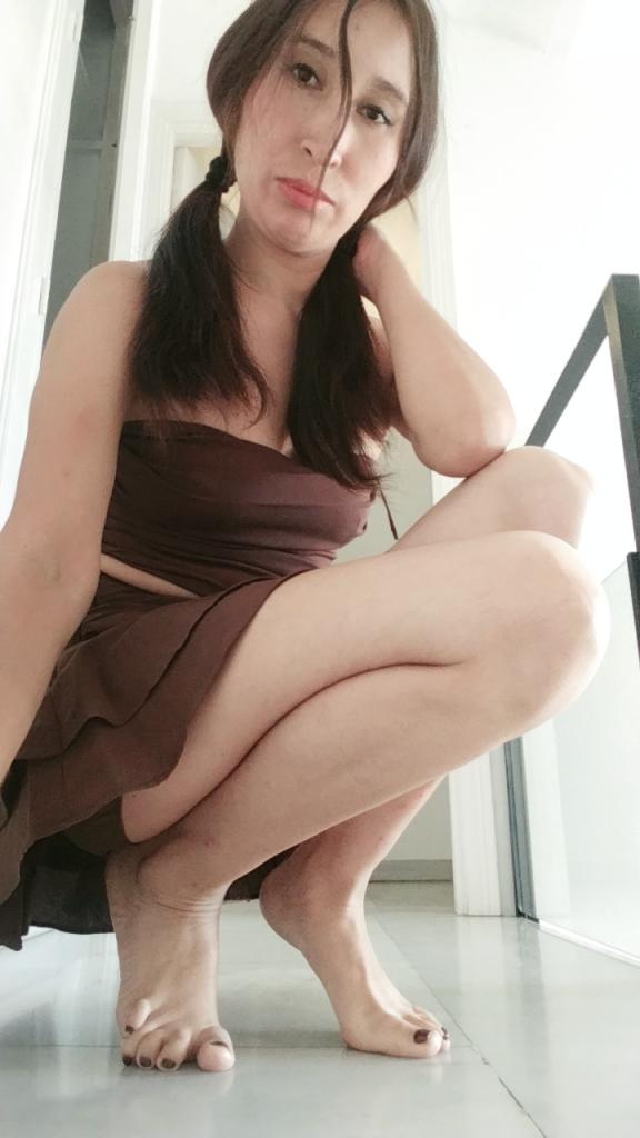 607276324: Chica busca chico en Almería