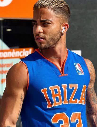 Chico busca chica en Barcelona: 