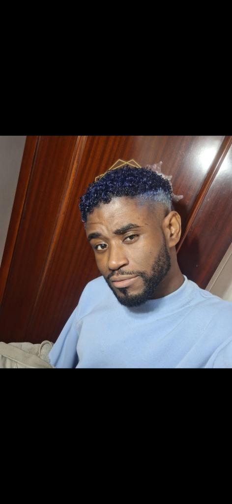 643837723: Chico busca chica en Zaragoza