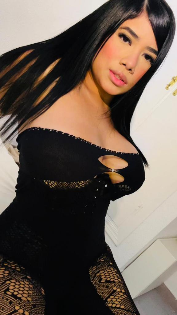 Chica busca chico en Barcelona: Chica busca chico