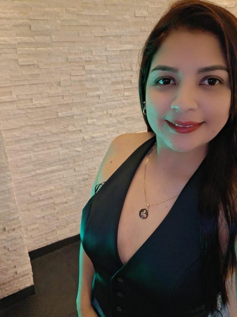 613232055: Chica busca chico en Jaén