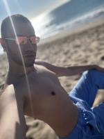 643645160: Chico busca chica en Málaga