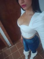 604369813: Chica busca chico en Madrid