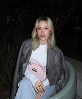 664713803: Chica busca chico en Alicante