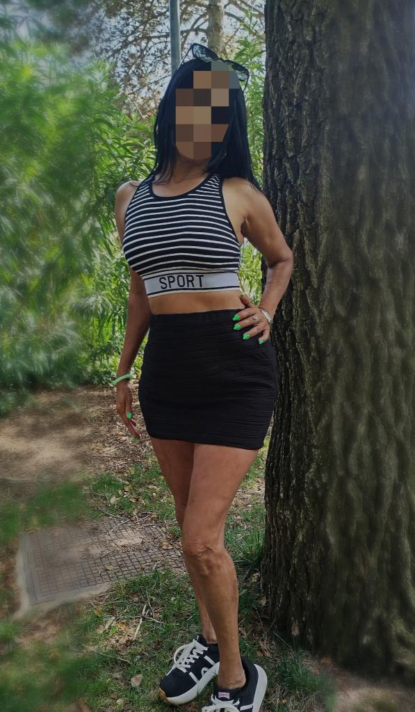 742071876: Chica busca chico en Tarragona