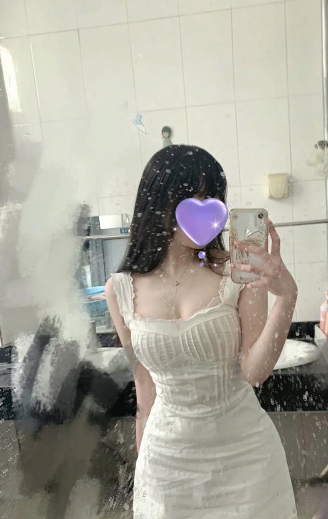 697228183: Chica busca chico en Tarragona