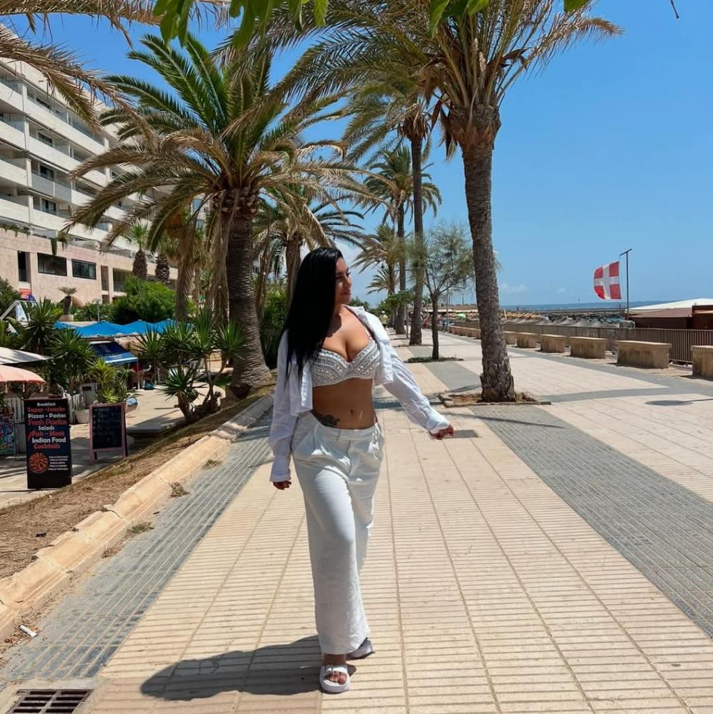 Chica busca chico en Mallorca: 