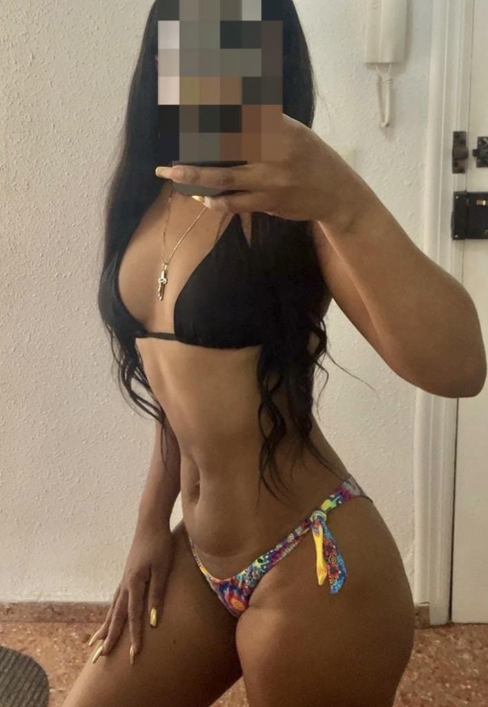 670502467: Chica busca chico en Valencia