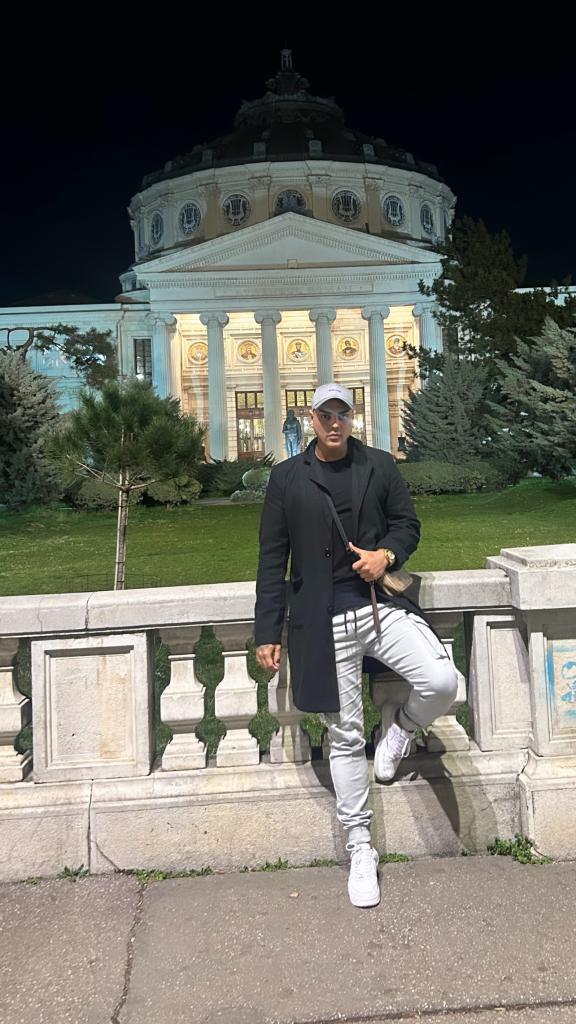 624630901: Chico busca chica en Burgos