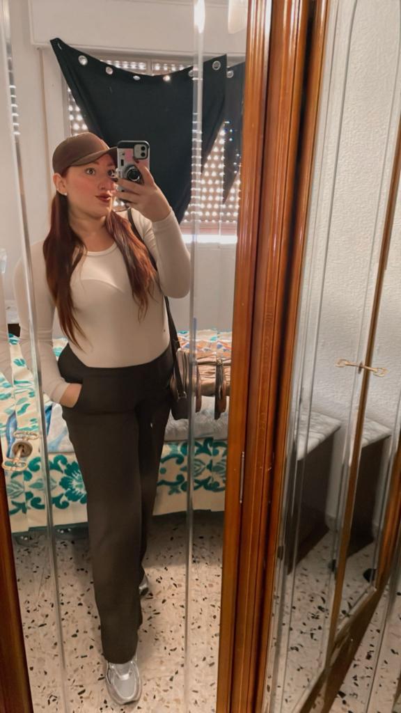 662063017: Chica busca chico en Valencia