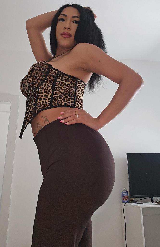 664406143: Chica busca chico en Alicante