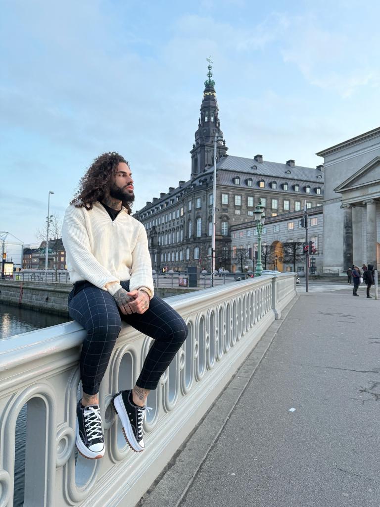 603324357: Chico busca chica en Burgos