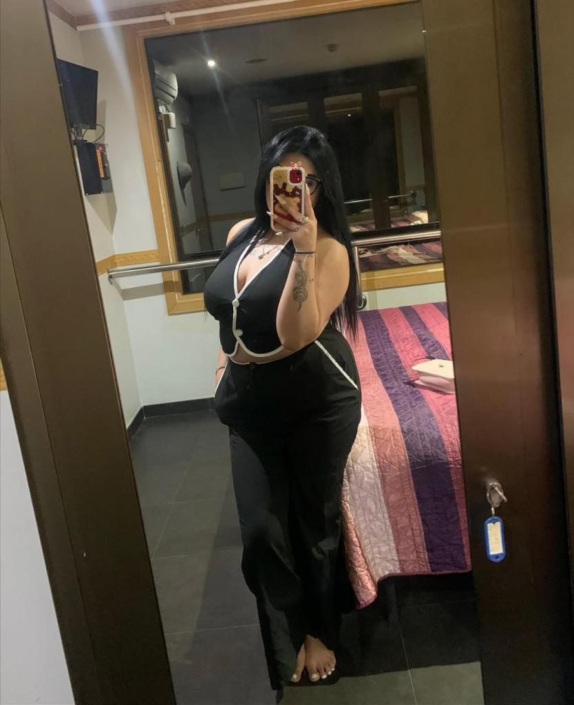 603866181: Chica busca chico en Barcelona