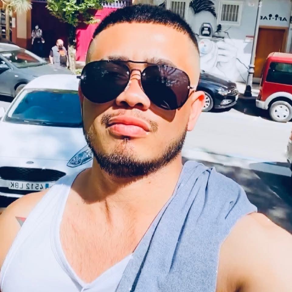 Chico busca chica en Mallorca: 