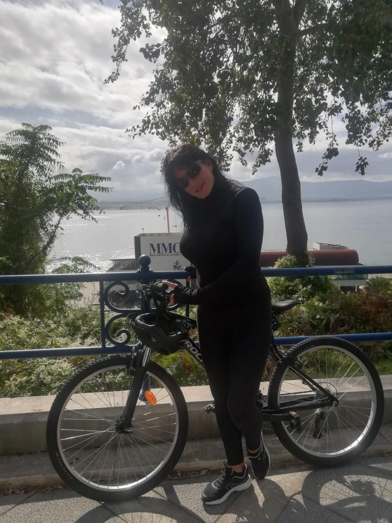 602810540: Chica busca chico en León