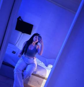 613325850: Chica busca chico en Alicante