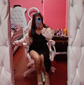 603204943: Chica busca chico en Pontevedra
