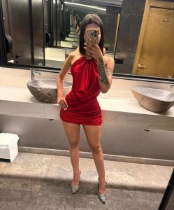 637065342: Chica busca chico en Madrid