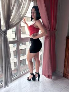 607598521: Chica busca chico en Madrid