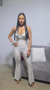 633053779: Chica busca chico en Gerona