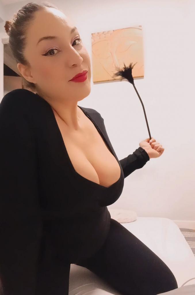 Chica busca chico en Alicante: 