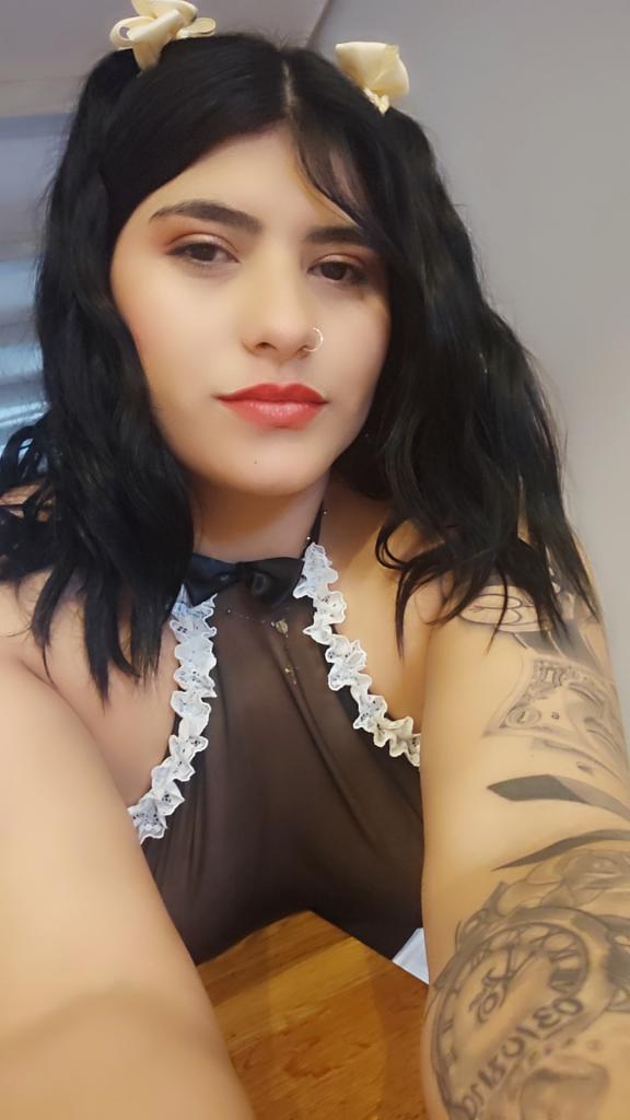 Chica busca chico en Cádiz: 