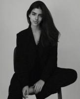 607428335: Chica busca chico en Madrid