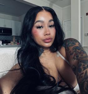 631373075: Chica busca chico en Madrid