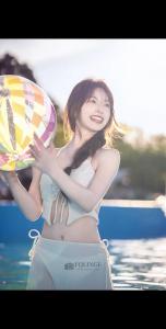 688181075: Chica busca chico en Málaga