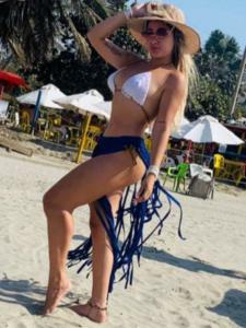 603386847: Chica busca chico en Barcelona